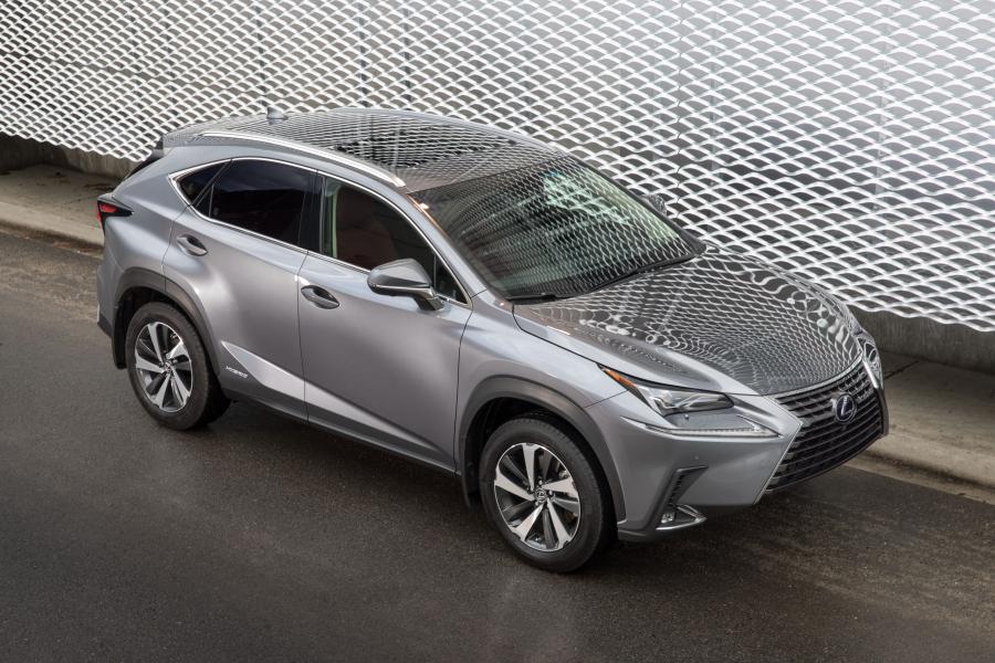  Lexus NX300h 2017 года  (NA) (фото 4 из 28)